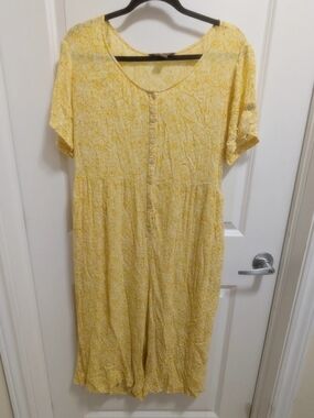 Yellow Floral Button-Front Women’s Dress